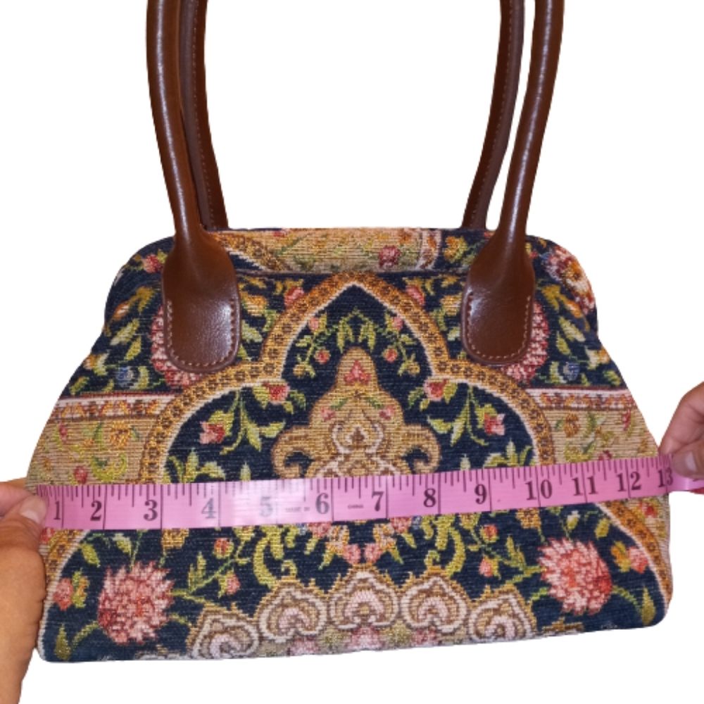 Mcw Tapestry Carpetbag View 5